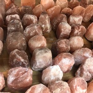 Himalayan lamp salt